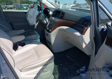 2013 Nissan Quest Le z USA, uszkodzony, nr VIN JN8AE2KP7D9064649